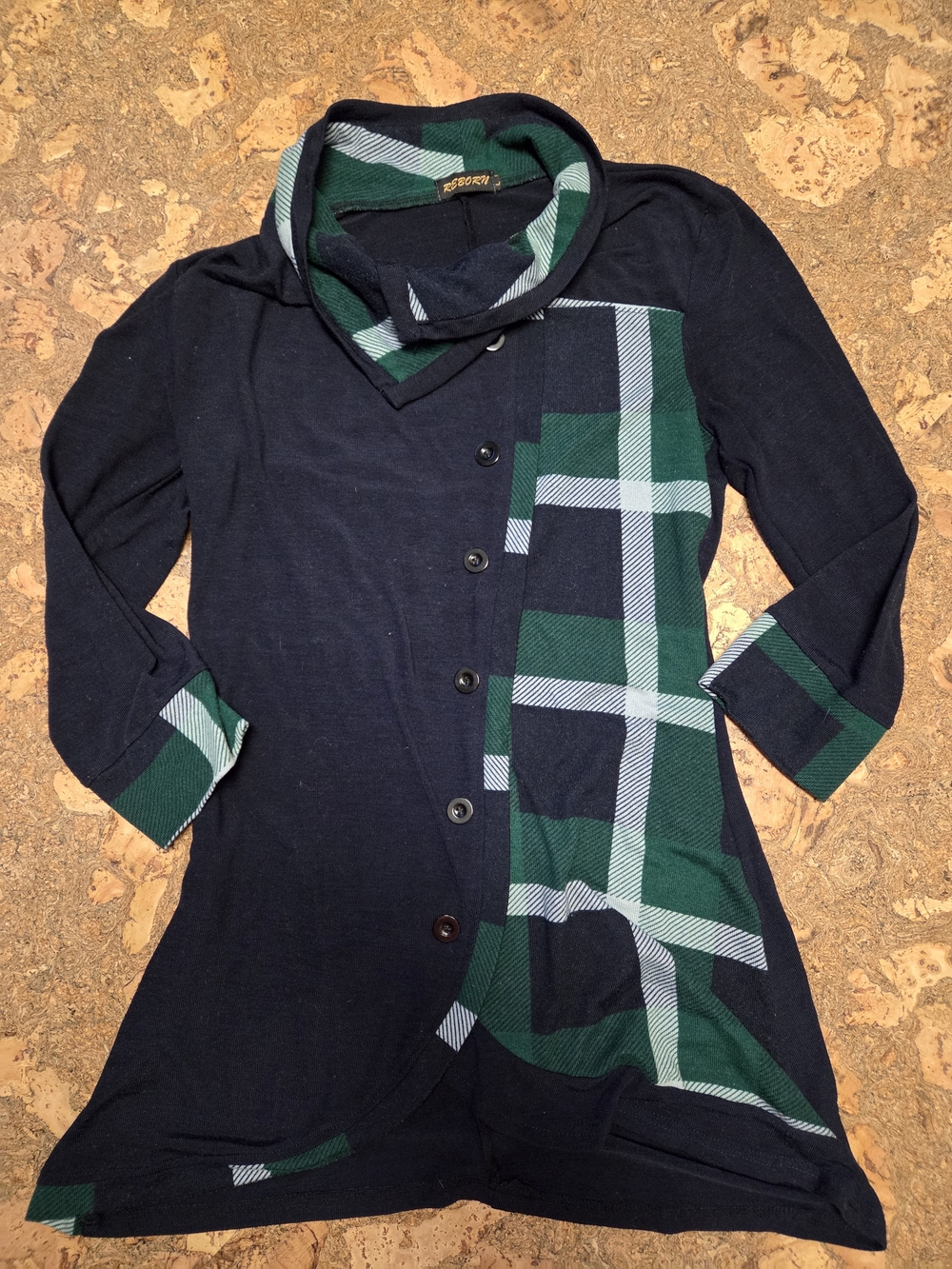 🌻 3/$20 Deal!! Reborn Navy and Green Plaid Tunic Top